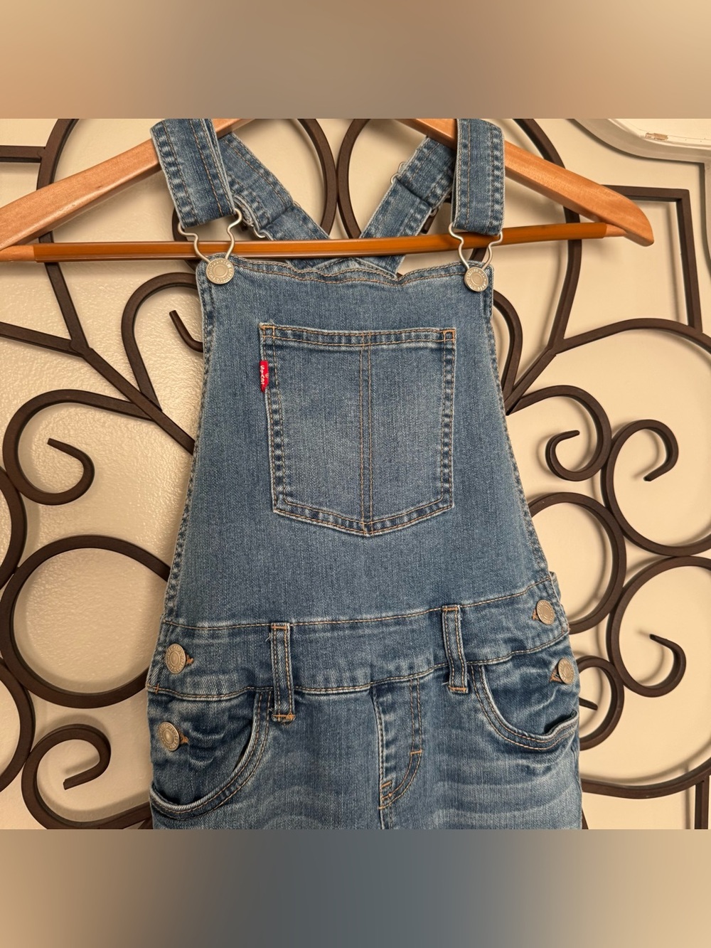 LEVI’S Size 8 Boys or Girls Denim Jean Overalls - Picture 3 of 6
